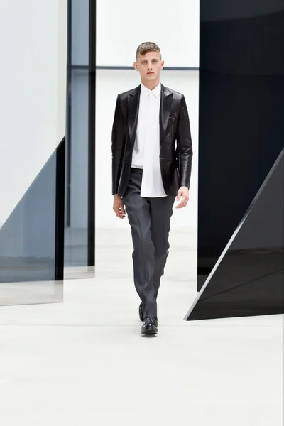 Look 6